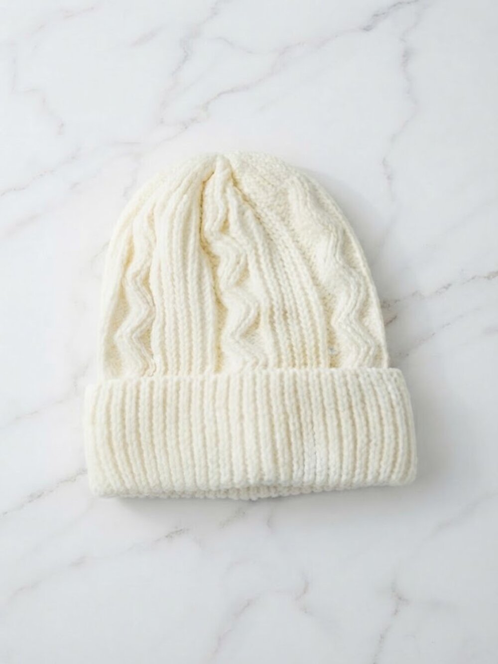 Ladies White Stylish Winter Hat